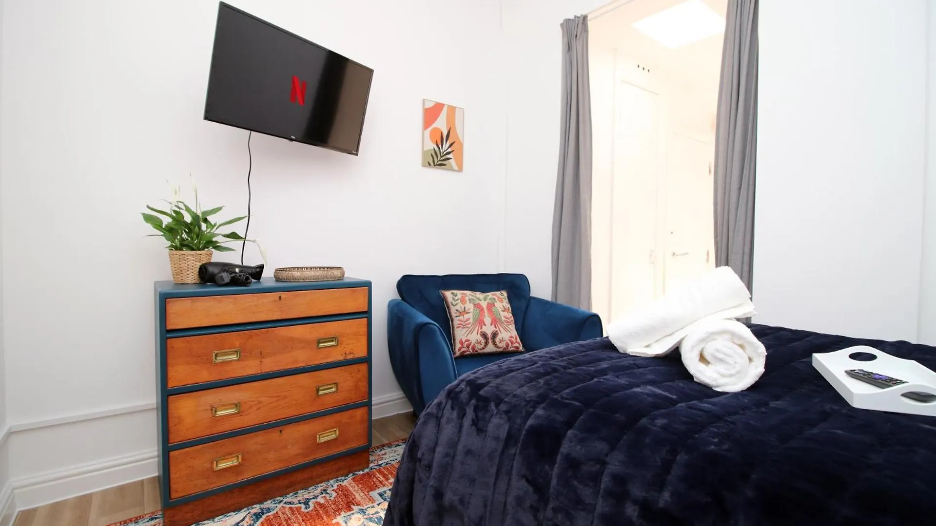 City Stay! Smart Tvs In Every Room! Sleeps 4 & Parking Available, 2 Min Walk To Shops, Bars And Restaurants Cardiff Apartament